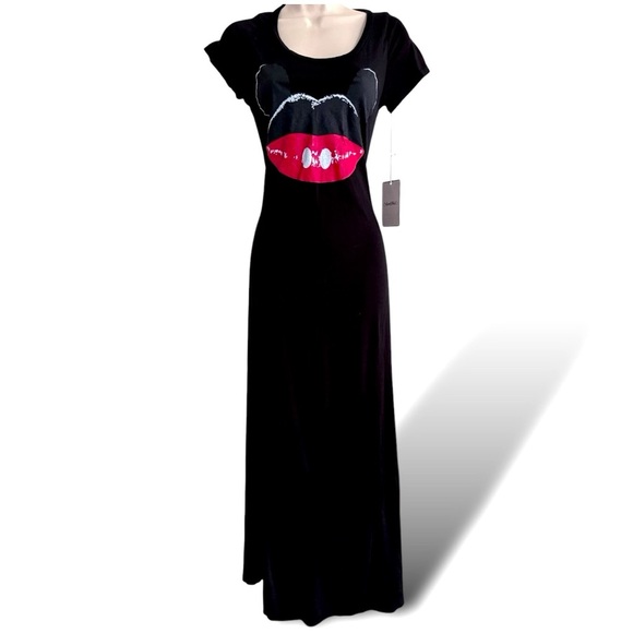 Lauren Moshi Dresses & Skirts - Lauren Moshi Black Maxi Dress with Pink Lips